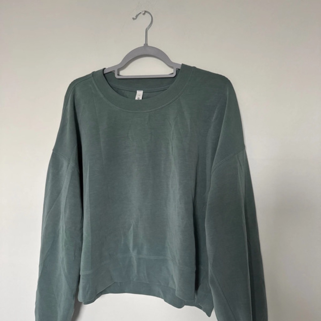 Lululemon Athletica Softstreme Crew Neck Sweater Sz 12